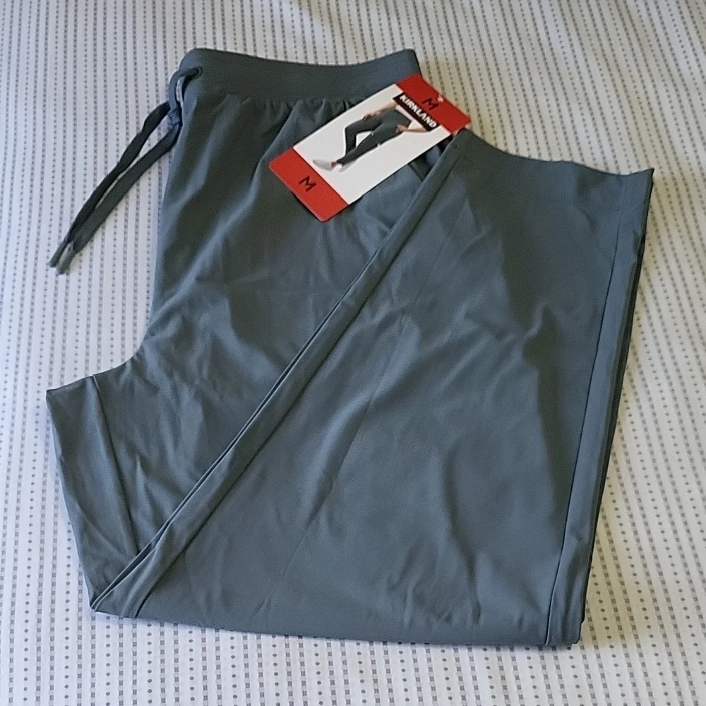 Kirkland Signature Ladies Active Stretch Pant - Picture 4 of 7